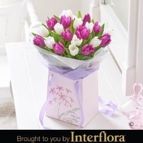 Mothers Day Tulip Gift Bag with 180g Belgian Chocolates