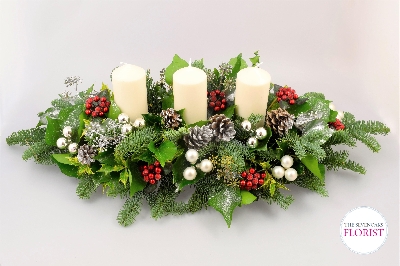 Christmas Classic Table Centre