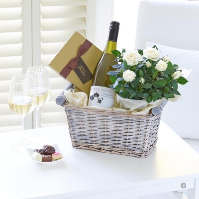 Luxury White Wine Gift Basket