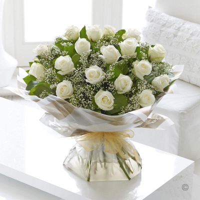White Heavenly Rose Handtied with Vase