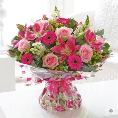 Summer Chic Hand tied with Roses with Happy Birthday Balloon 2016