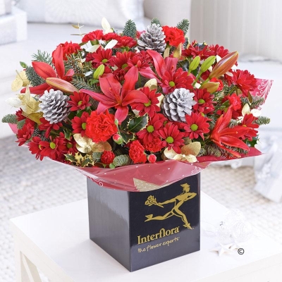 Christmas Cracker Hand  tied with Chocolates