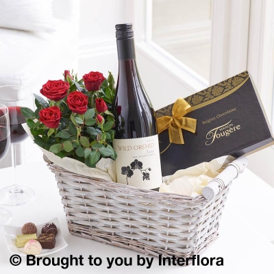 Luxury  Red Wine Gift Basket