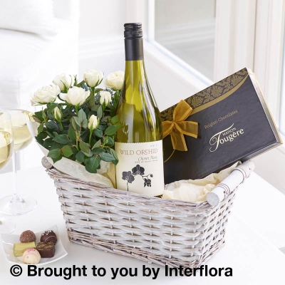 Luxury White Wine Gift Basket