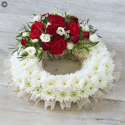 Traditional Wreath in Red