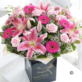 Extra Large Pink Radiance Hand tied with Love Balloon**