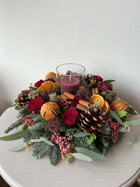 Luxury Winter Berry & Spice Candle Arrangement
